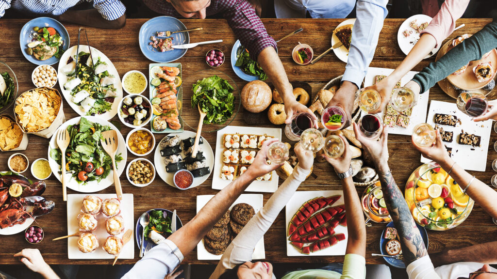 Freunde Glück Genießen Essen